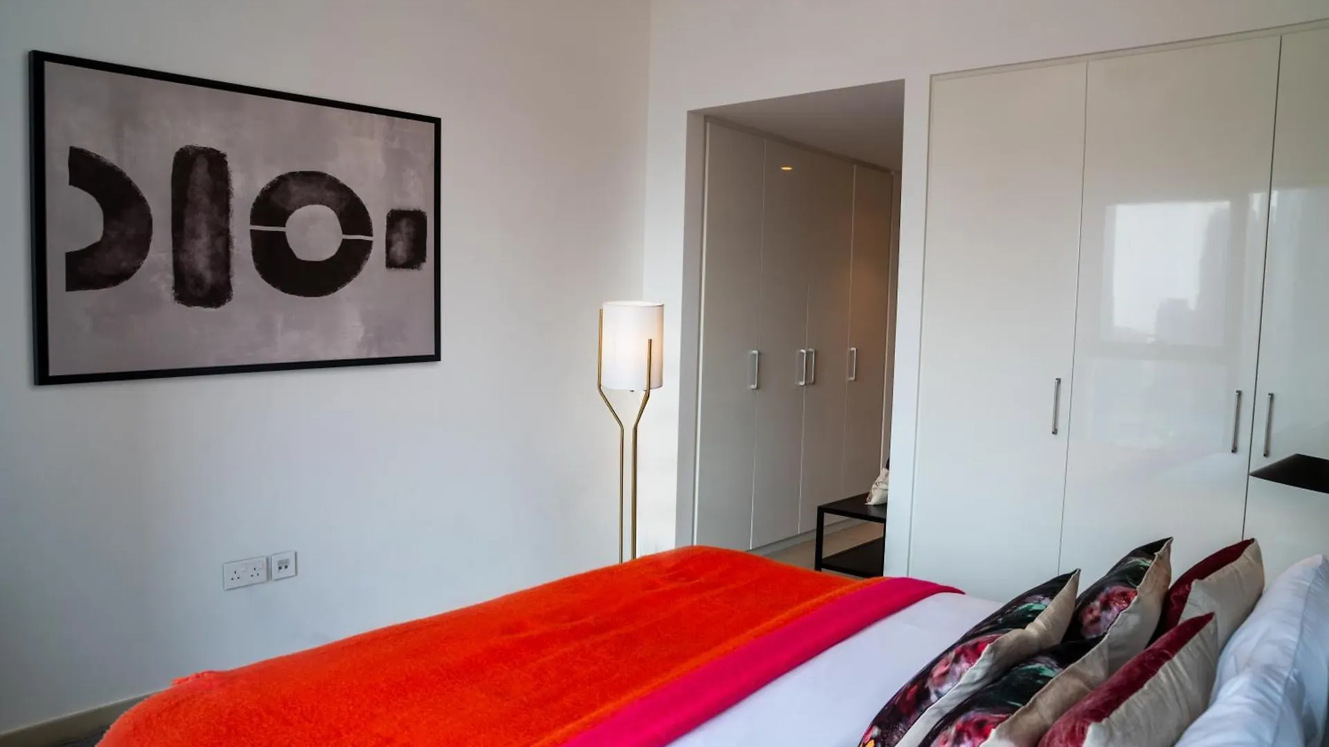 Burj Khalifa Lifestyle Boost! Fabulous 4Bed Open View Corner Suite Plus Dubai Mall Access 아랍에미리트