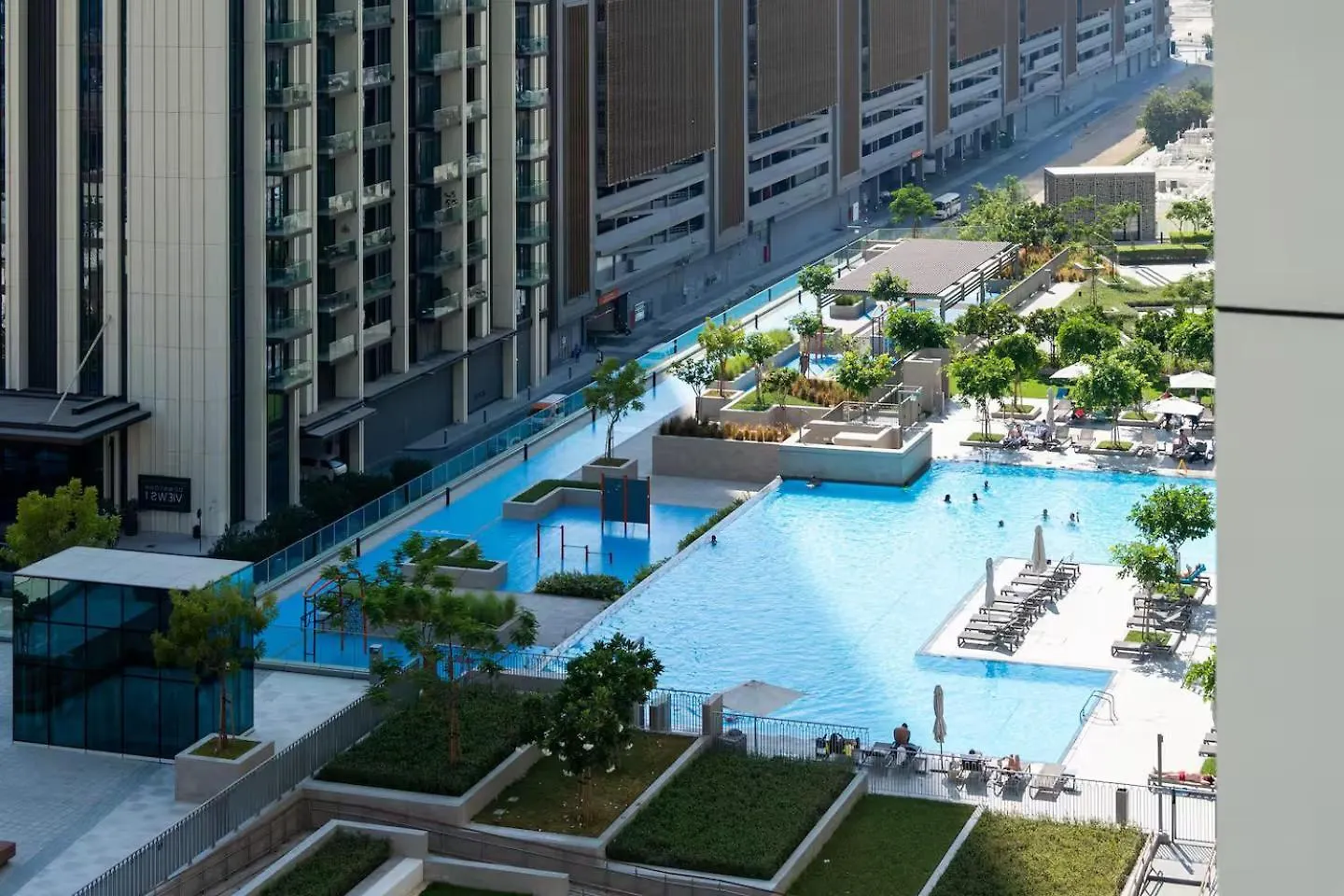 Burj Khalifa Lifestyle Boost! Fabulous 4Bed Open View Corner Suite Plus Dubai Mall Access 0*,  아랍에미리트